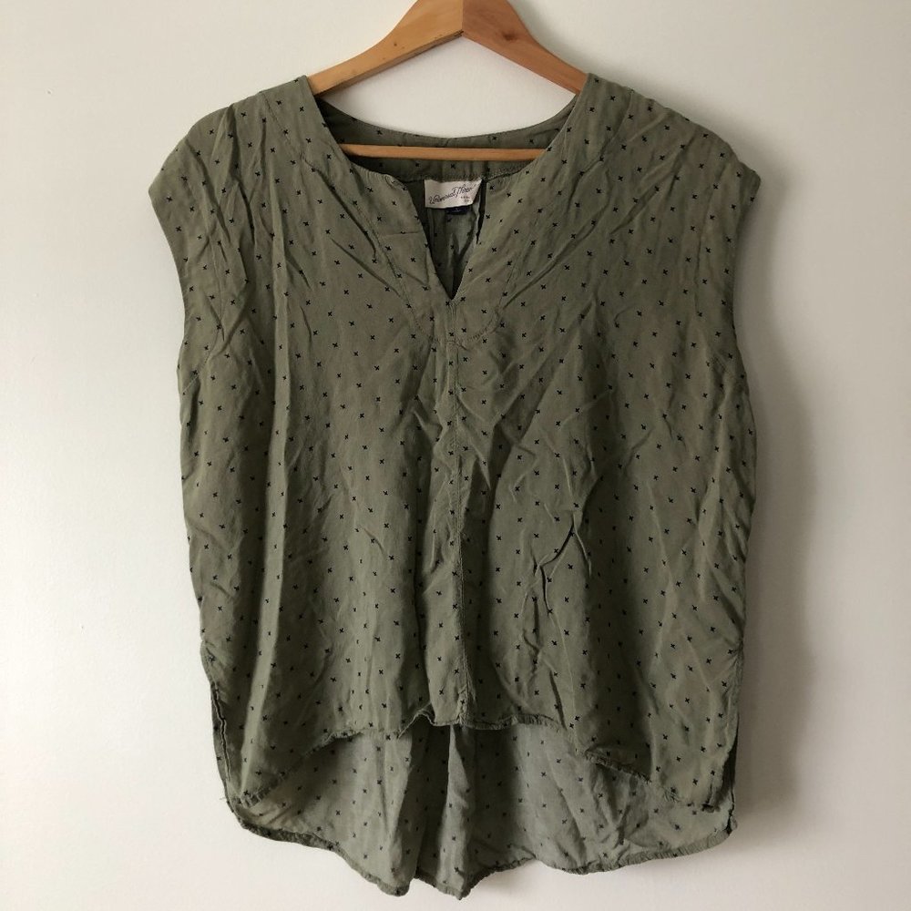 Universal Thread Green, Oversized Top, size s